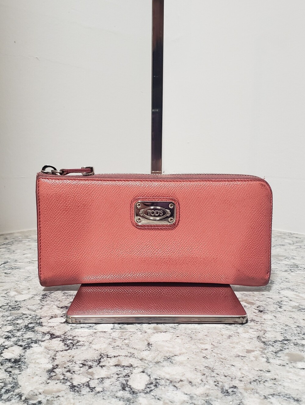 Tod's Salmon Leather 3/4 Zip-around Continental Wallet